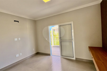 Casa à venda com 4 quartos, sendo 1 suíte,  no condomínio Villagio Milano, Sorocaba - SP
