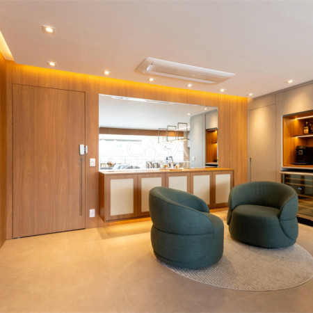 Apartamento à venda com 3 suítes em Moema, São Paulo, SP