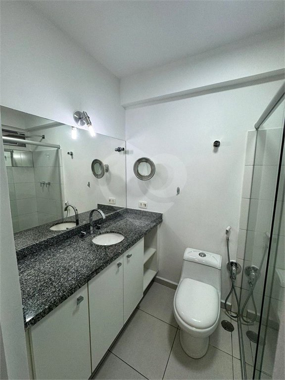 Casa à venda com 3 suítes no condomínio Brisa 1, Mogi das Cruzes - SP