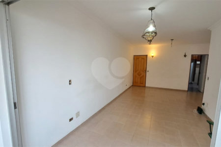 Apartamento à venda com 3 quartos, sendo 1 suíte, em Vila Mariana, São Paulo, SP