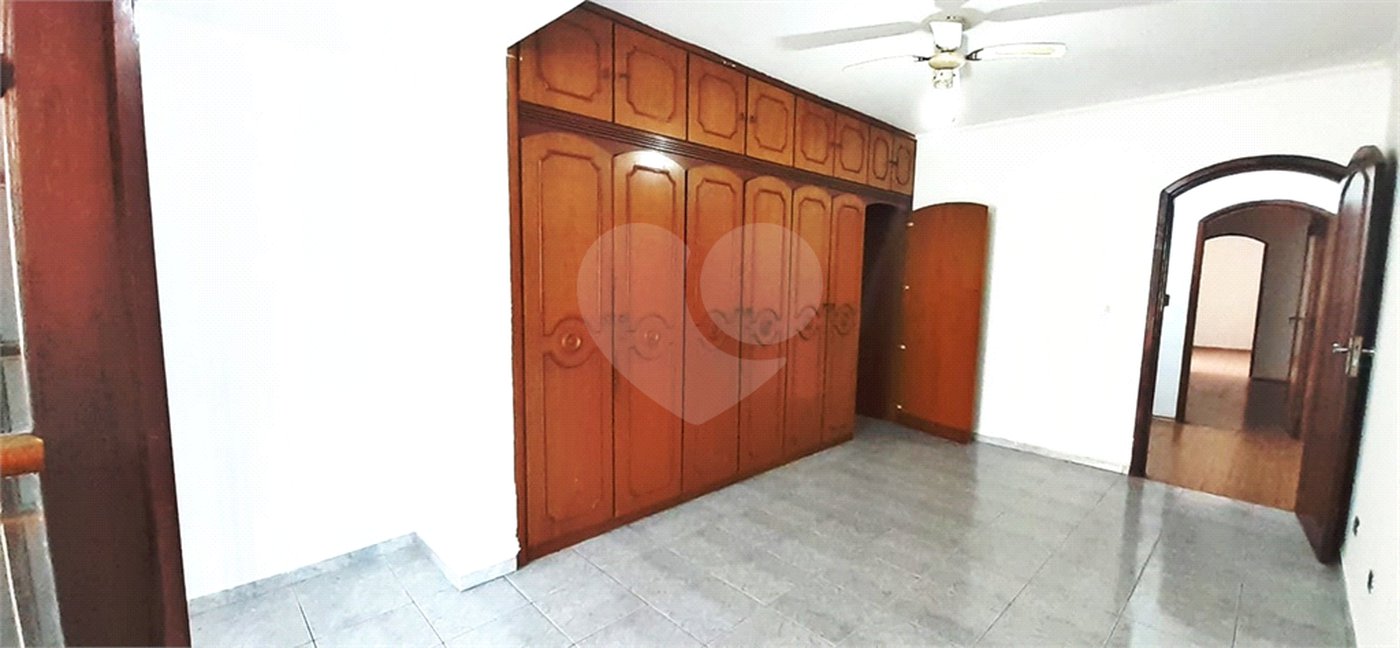 Sobrado à venda com 4 quartos, sendo 2 suítes,  em Vila Maria, São Paulo, SP