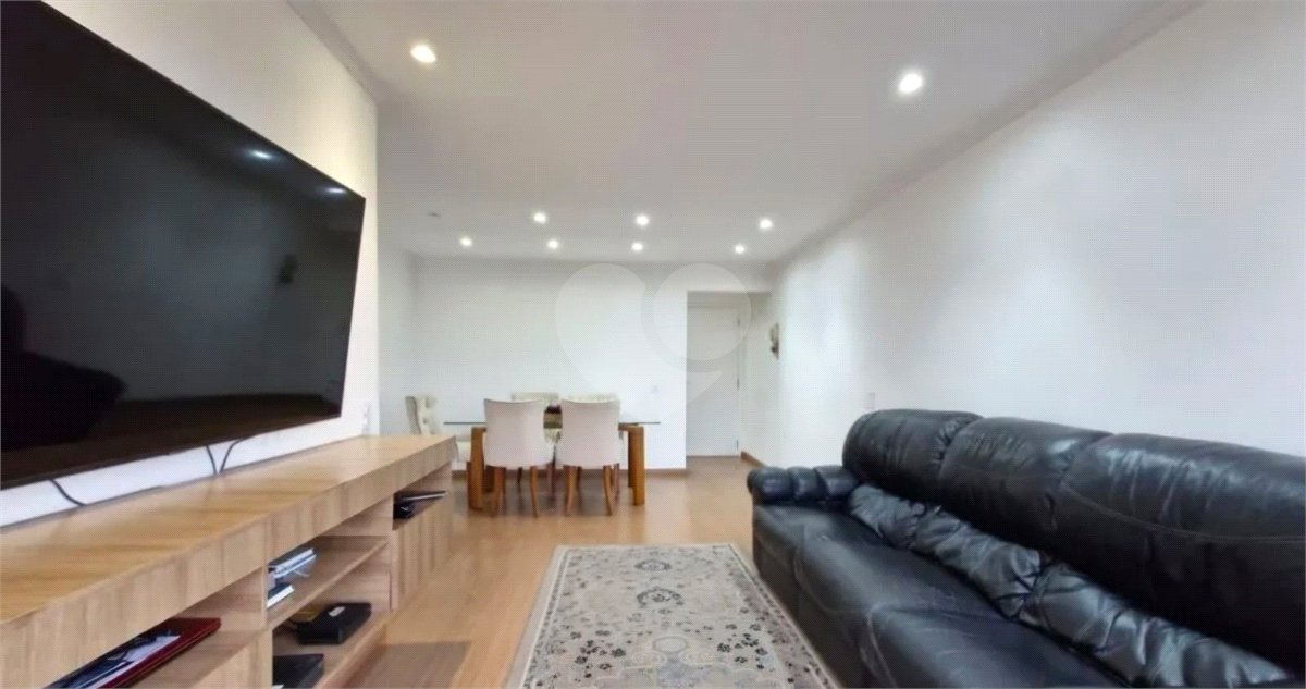Apartamento à venda com 3 quartos, sendo 1 suíte, em Jardim Esmeralda, São Paulo, SP