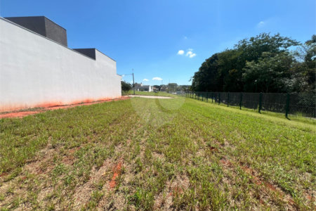 Terreno à venda em Loteamento Residencial Golden Ville, Itapetininga, SP