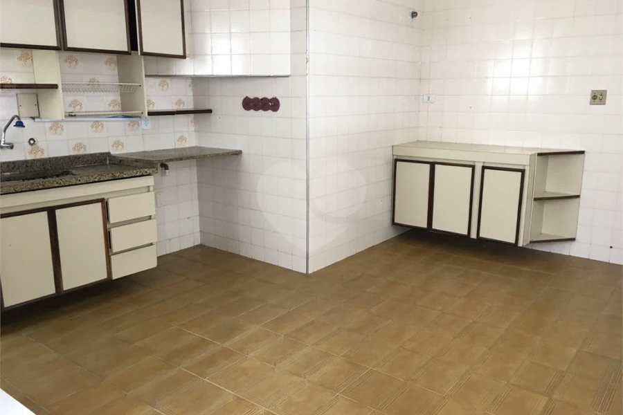 Casa à venda com 3 quartos, sendo 1 suíte, em Jardim São Paulo(zona Norte), São Paulo, SP