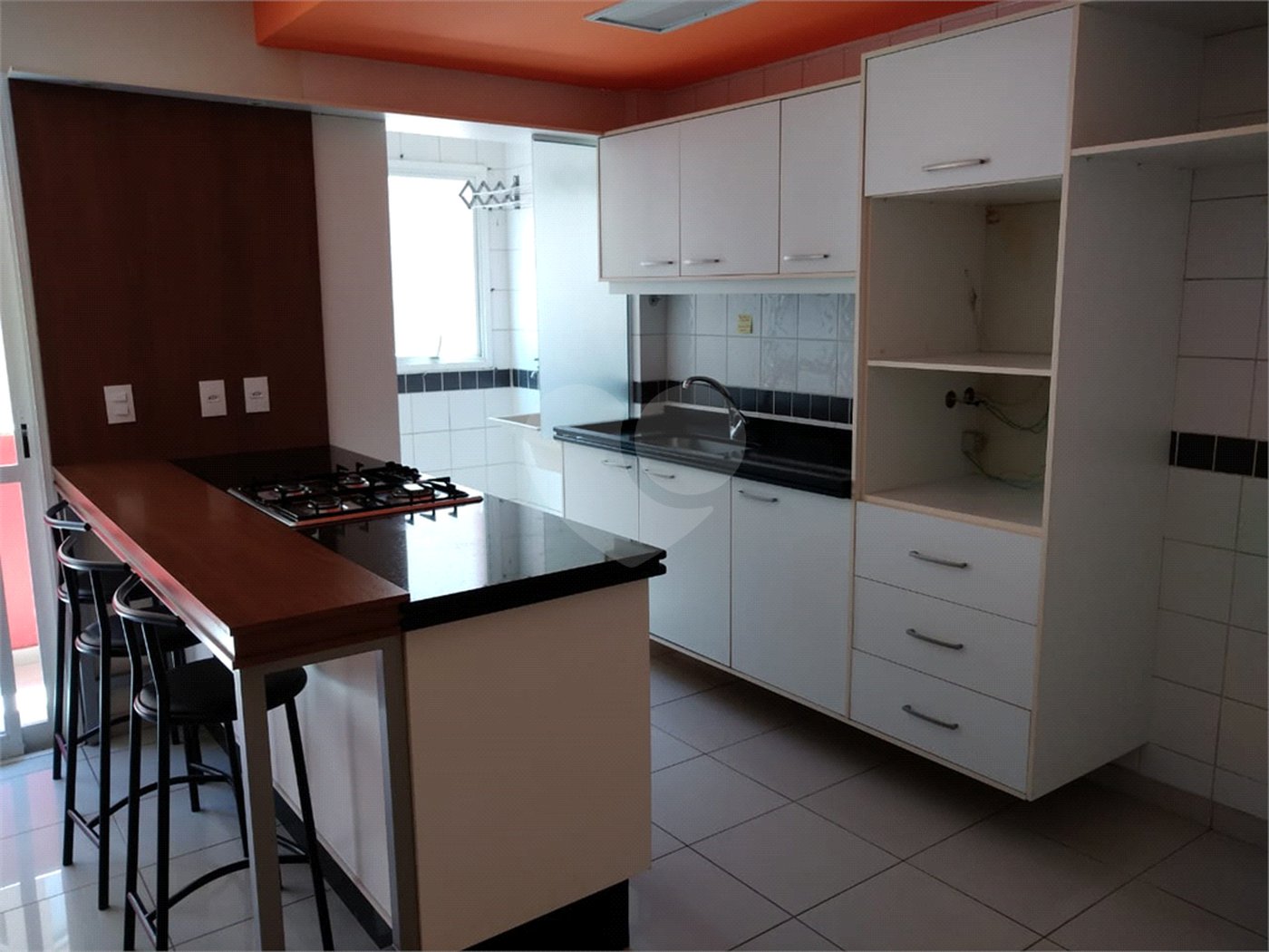 Cobertura à venda com 3 quartos, sendo 2 suítes,  em Vila Ipojuca, São Paulo, SP