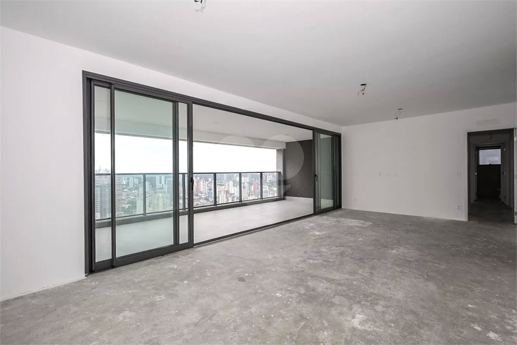 Apartamento à venda com 3 suítes,  em Jardim Fonte do Morumbi, São Paulo, SP