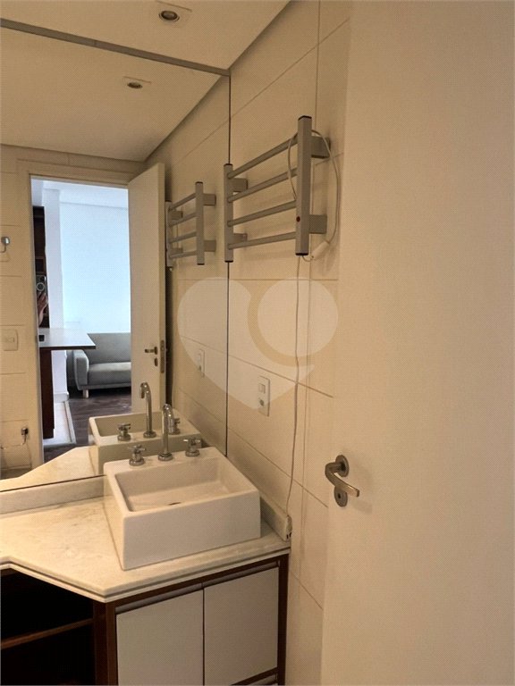 Apartamento à venda com 2 quartos em Itaim Bibi, São Paulo, SP
