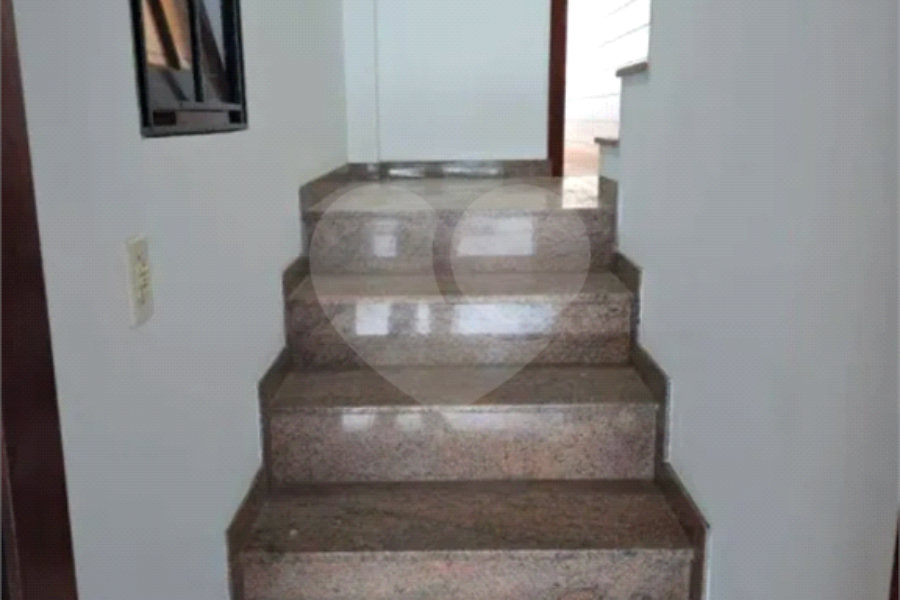 Sobrado à venda com 3 quartos, sendo 1 suíte, em City Recanto Anastácio, São Paulo, SP
