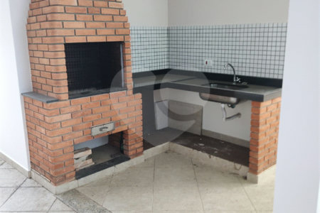 Casa para alugar com 3 quartos, sendo 1 suíte, no condomínio Reserva da Mata, Vinhedo - SP