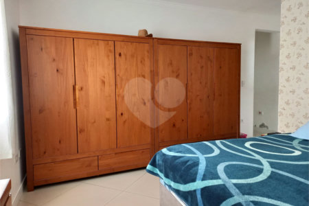 Sobrado à venda com 3 quartos, sendo 1 suíte, em Jordanópolis, São Bernardo do Campo, SP