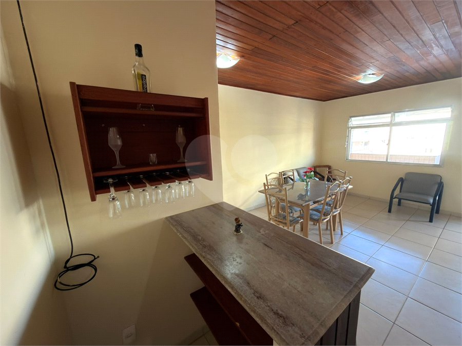 Cobertura à venda com 4 quartos, sendo 2 suítes,  em Braga, Cabo Frio, RJ
