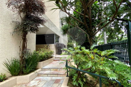 Apartamento para alugar com 3 quartos, sendo 1 suíte, em Jardim Europa, São Paulo, SP