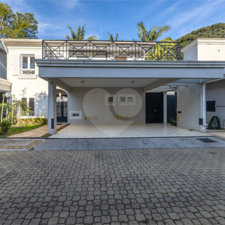 Casa à venda com 4 suítes no condomínio Saint Germain, São Paulo - SP