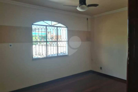 Casa à venda com 2 quartos, sendo 1 suíte, em Campo Grande, Rio de Janeiro, RJ