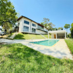 Casa à venda com 4 suítes no condomínio Associação Portal Ouro Verde, Atibaia - SP