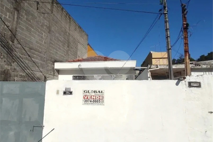 Sobrado à venda com 2 quartos em Vila Zat, São Paulo, SP