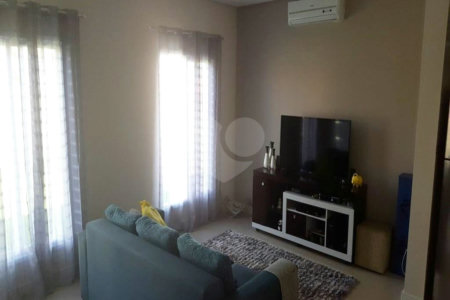 Casa à venda com 4 quartos, sendo 2 suítes, no condomínio Village Ipanema, Araçoiaba da Serra - SP