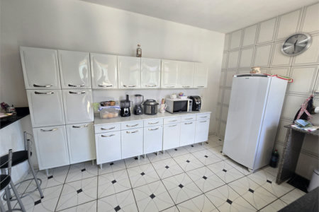 Casa à venda com 3 quartos em Vila Prado, Itapetininga, SP