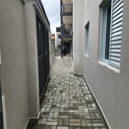Casa à venda com 2 quartos, sendo 1 suíte, no condomínio Residencial Sanches, São Paulo - SP