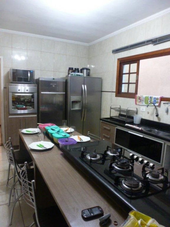 Sobrado à venda com 4 suítes em Vila Morse, São Paulo, SP