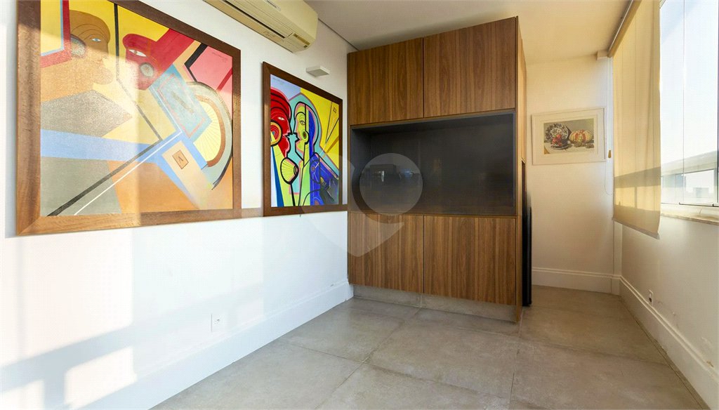 Apartamento à venda ou para alugar com 2 suítes em Itaim Bibi, São Paulo, SP