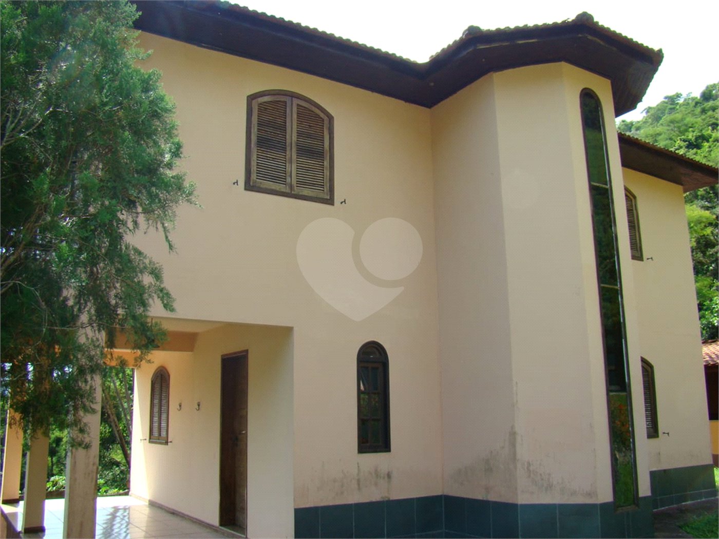 Fazenda à venda com 7 quartos, sendo 3 suítes, em Professor Souza, Casimiro de Abreu, RJ