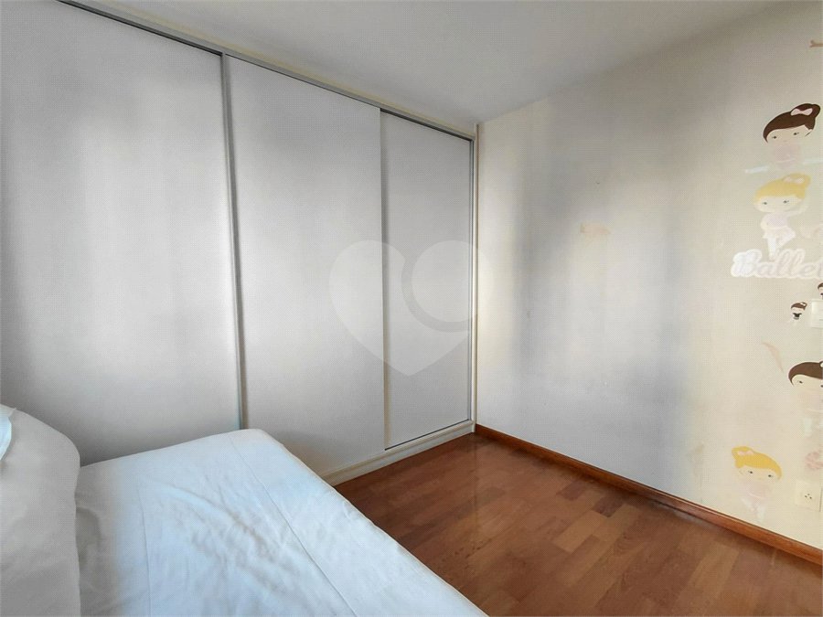 Apartamento à venda com 3 quartos, sendo 1 suíte,  em Vila Romana, São Paulo, SP