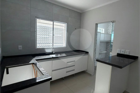Sobrado à venda com 3 quartos, sendo 1 suíte,  em Jardim Maristela, Atibaia, SP