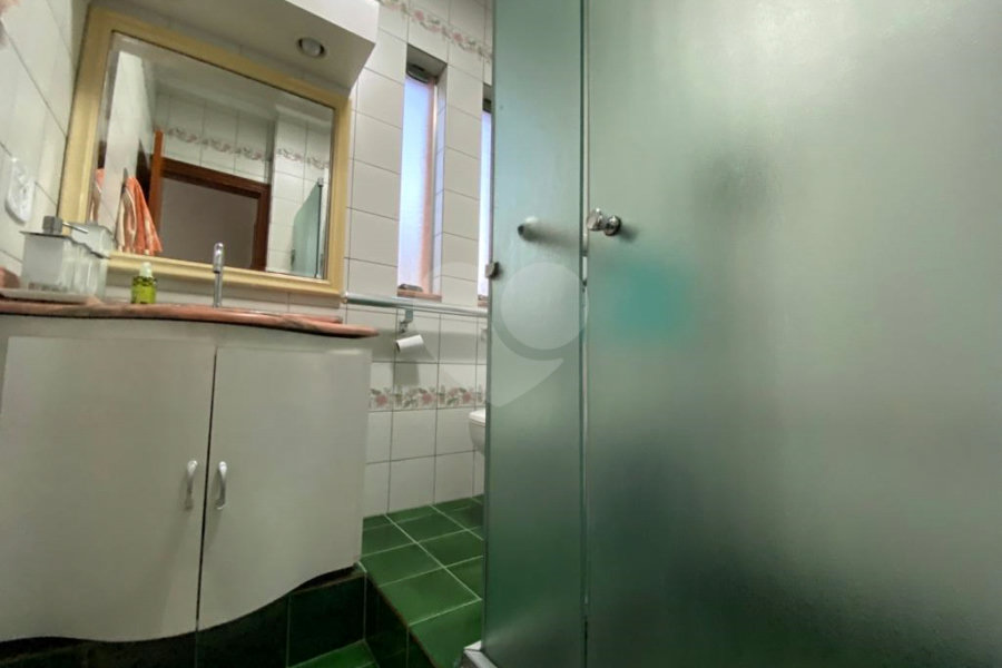 Casa à venda com 5 quartos, sendo 1 suíte,  no condomínio Casa, São Paulo - SP