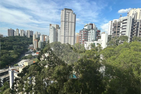 Apartamento à venda com 2 quartos em Vila Suzana, São Paulo, SP