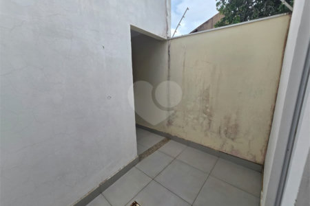 Casa à venda com 4 quartos, sendo 2 suítes,  em Vila Nastri, Itapetininga, SP