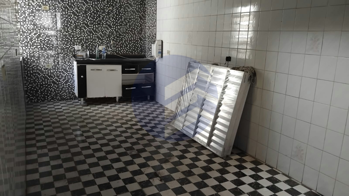 Casa à venda com 8 quartos em Vila Dalva, São Paulo - SP
