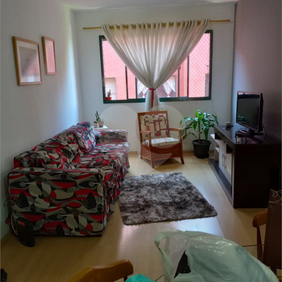 Apartamento à venda com 2 quartos em Vila Erna, São Paulo, SP
