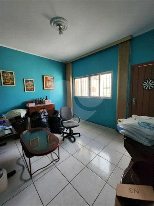 Casa à venda com 4 quartos, sendo 2 suítes, em Vila São Geraldo, São Paulo, SP