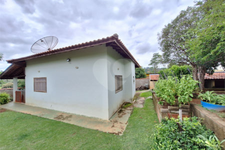 Casa à venda com 7 quartos, sendo 3 suítes, no condomínio Chacaras do Lago, Vinhedo - SP
