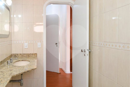 Apartamento à venda com 4 quartos, sendo 2 suítes,  em Brooklin Paulista, São Paulo, SP