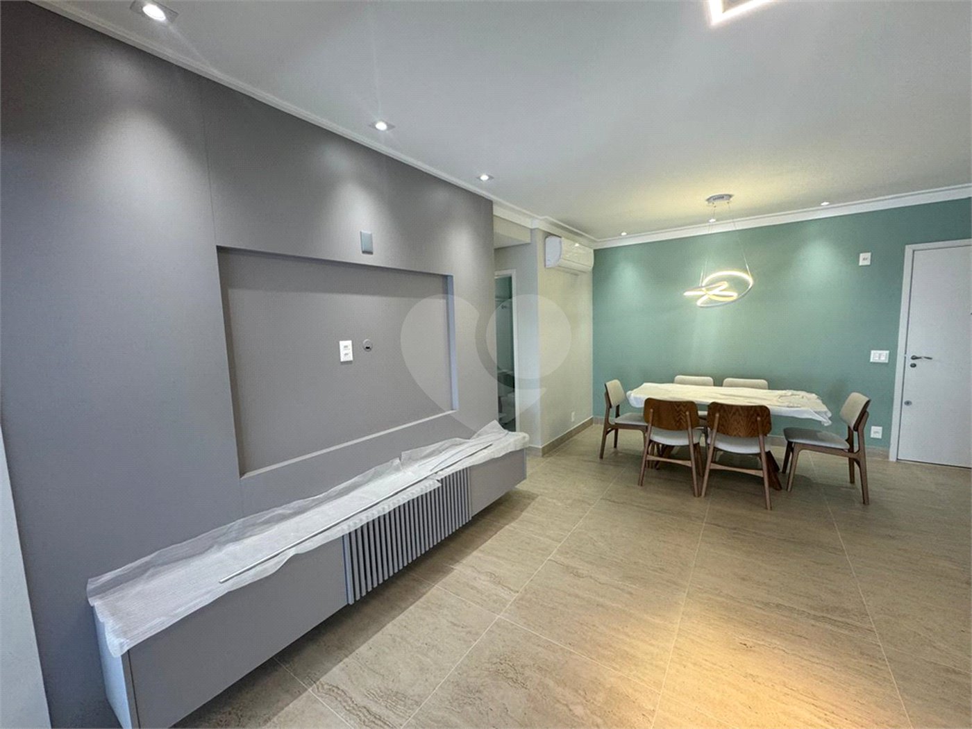 Apartamento à venda com 3 suítes em Brooklin Paulista, São Paulo, SP