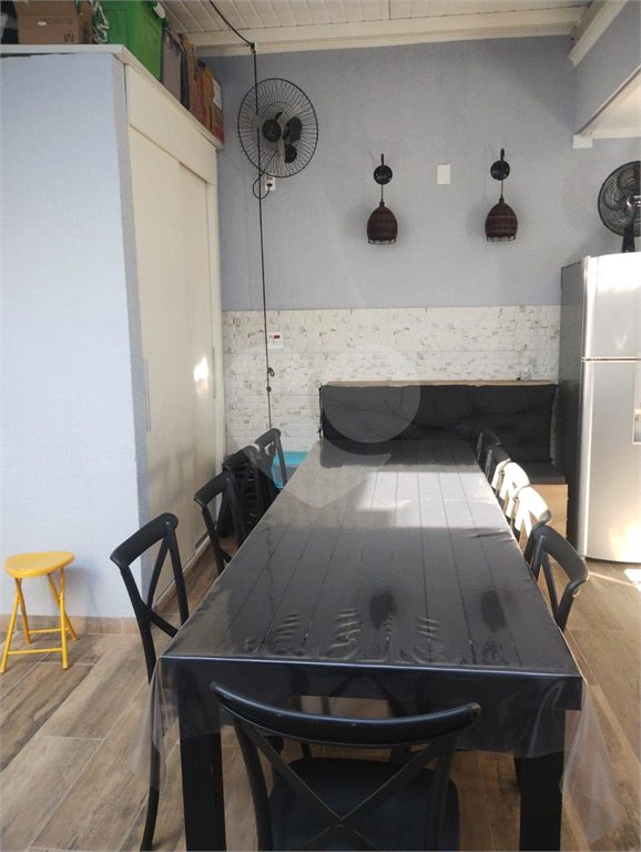 Casa à venda com 3 quartos, sendo 1 suíte, no condomínio Vilagio Vista Real, Paulínia - SP