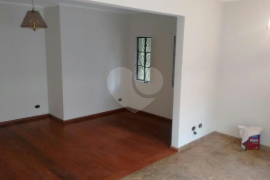 Casa Térrea à venda com 3 quartos, sendo 1 suíte,  em Tucuruvi, São Paulo, SP