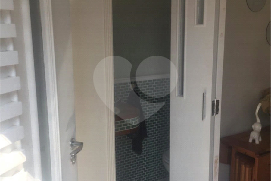 Casa à venda com 2 quartos, sendo 1 suíte, no condomínio Residencial Vila da Serra, São Paulo - SP