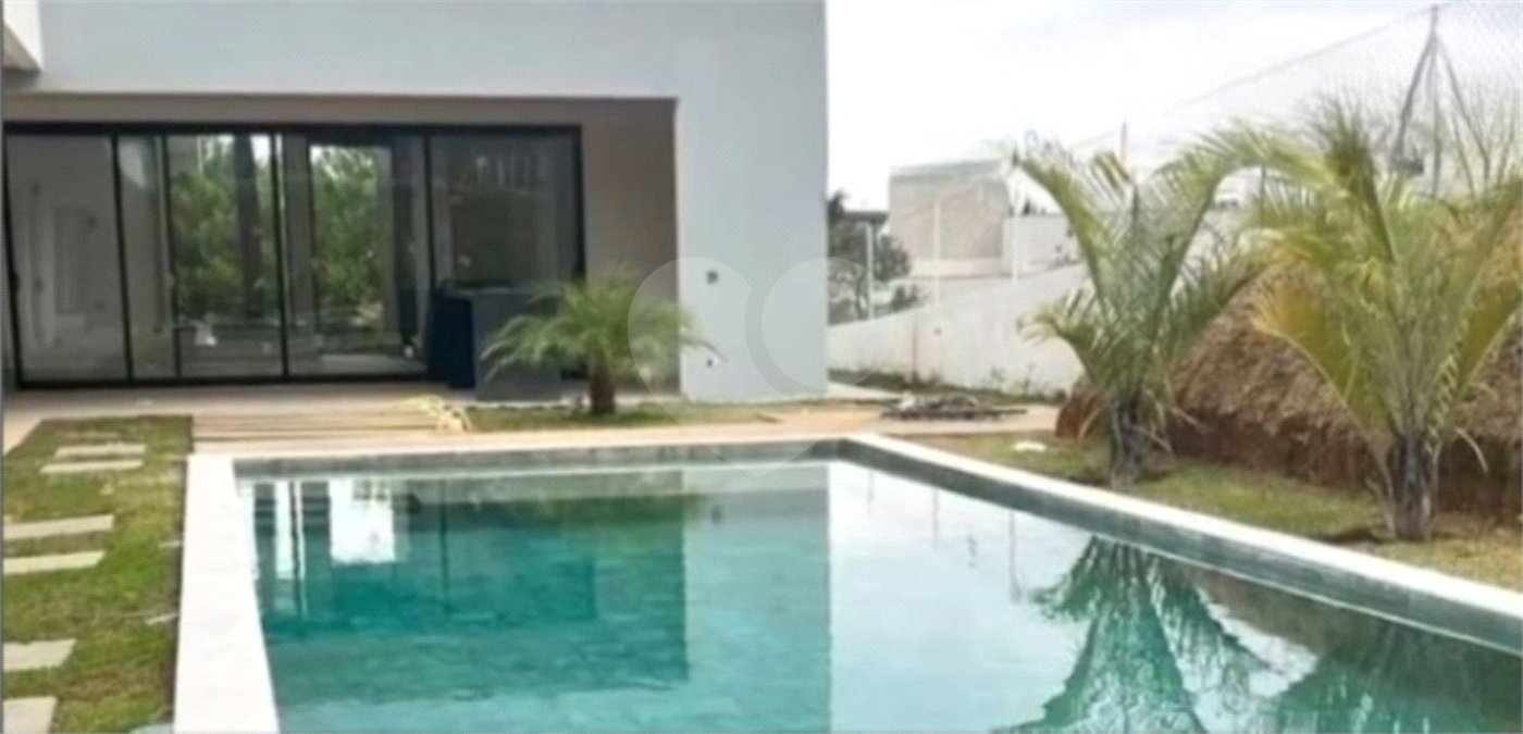 Casa à venda com 4 suítes no condomínio Fazenda Kurumin, Itu - SP