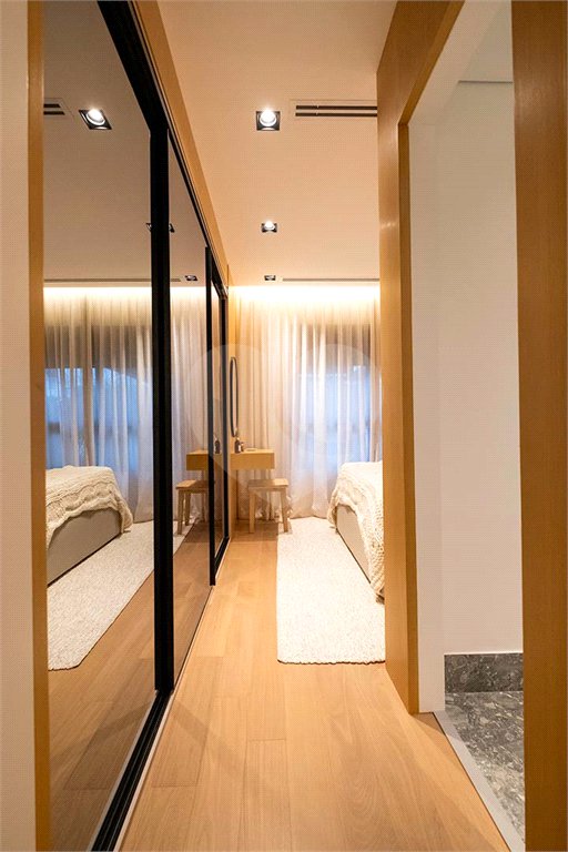 Apartamento à venda com 2 quartos, sendo 1 suíte, em Pinheiros, São Paulo, SP
