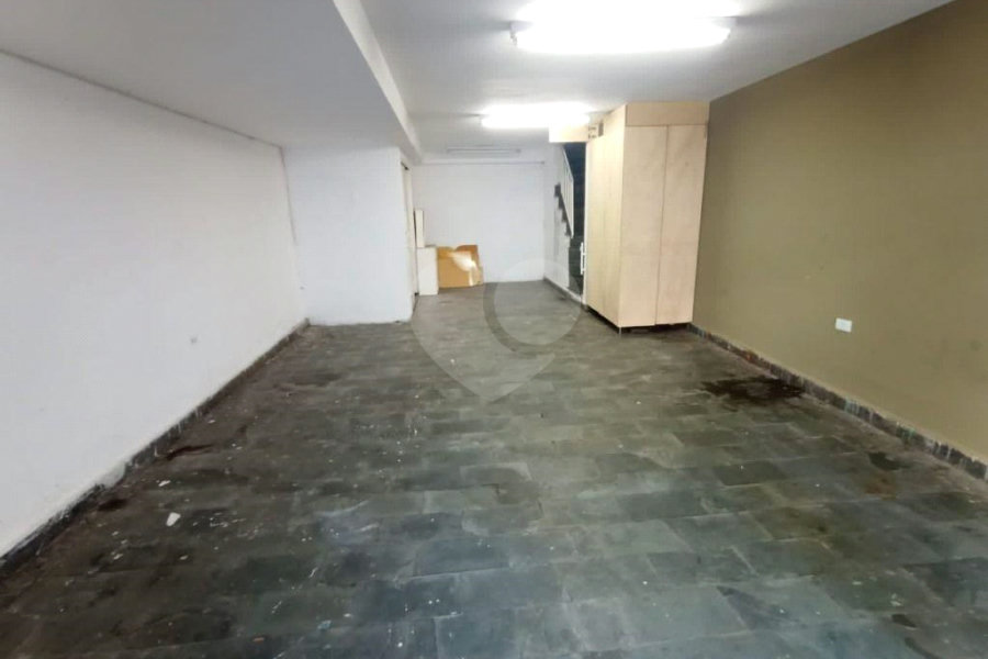 Casa à venda com 3 quartos, sendo 1 suíte, em Saúde, São Paulo, SP