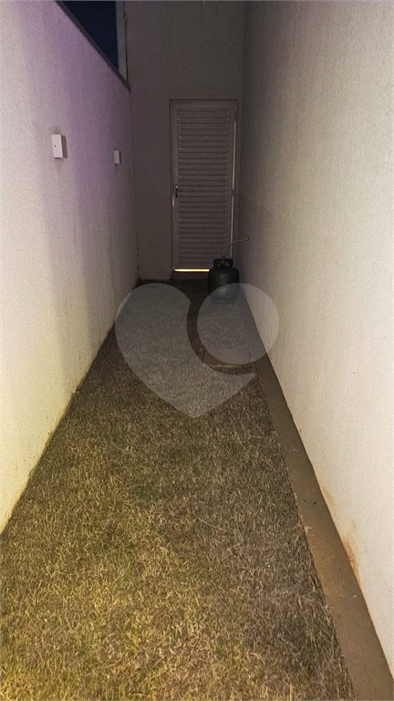 Casa à venda com 3 suítes no condomínio Florais do Parque, Cuiabá - MT