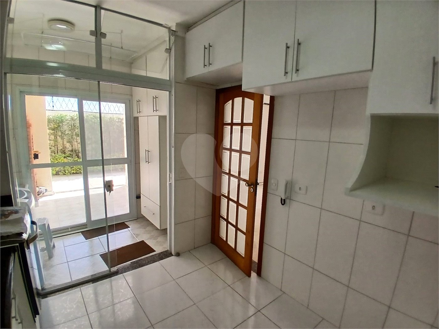 Casa à venda com 3 quartos, sendo 1 suíte, no condomínio Golden Park Residence II, Sorocaba - SP