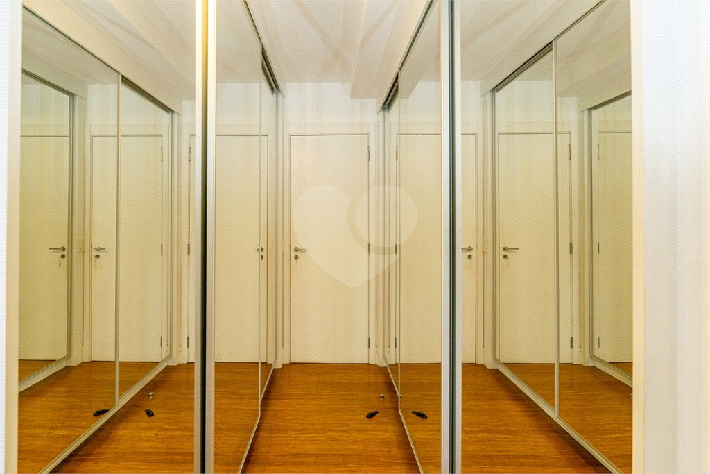 Apartamento à venda com 3 suítes em Santo Amaro, São Paulo, SP