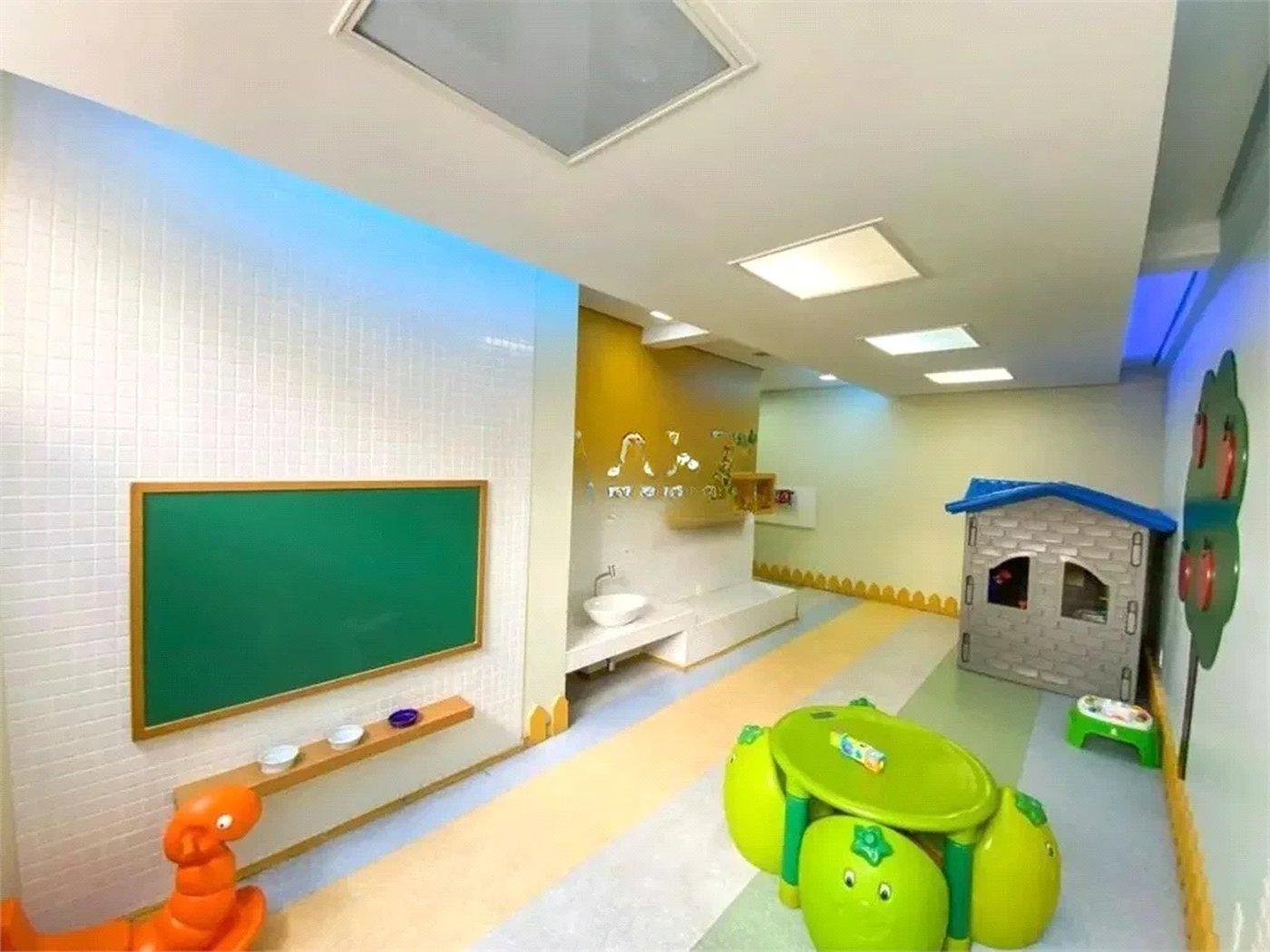 Apartamento à venda com 3 suítes em Cidade Monções, São Paulo, SP