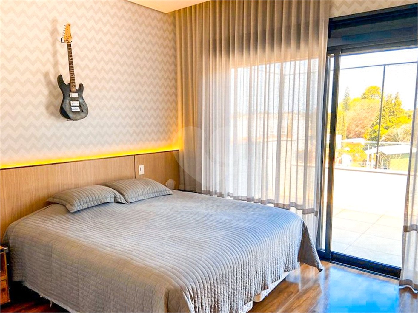 Casa à venda com 4 suítes no condomínio Lago Azul Residencial e Golfe, Araçoiaba da Serra - SP