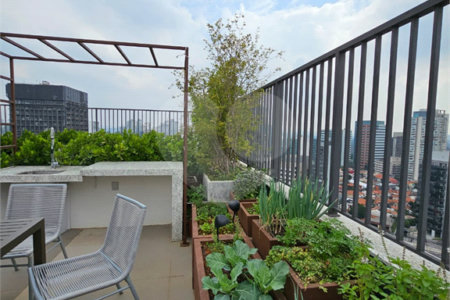 Apartamento à venda ou para alugar com 1 quarto em Pinheiros, São Paulo, SP