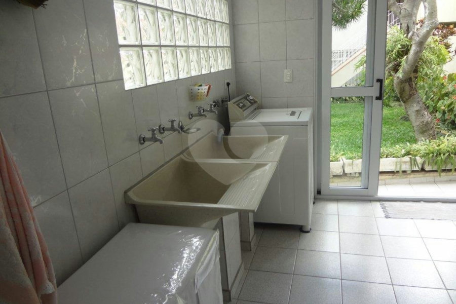 Sobrado à venda com 3 quartos em Santana, São Paulo, SP